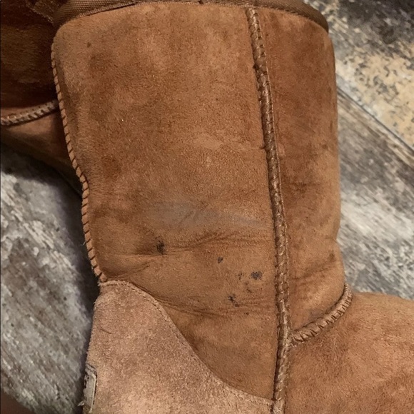Uggs - Picture 4 of 5